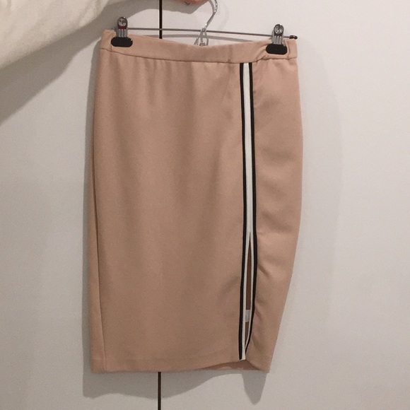 Slipped Midi Nude Skirt - Picture 1 of 3